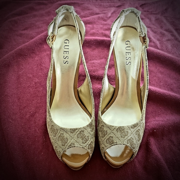 GUESS Hondo Stiletto Platform Pumps, brown G print - Picture 3 of 11